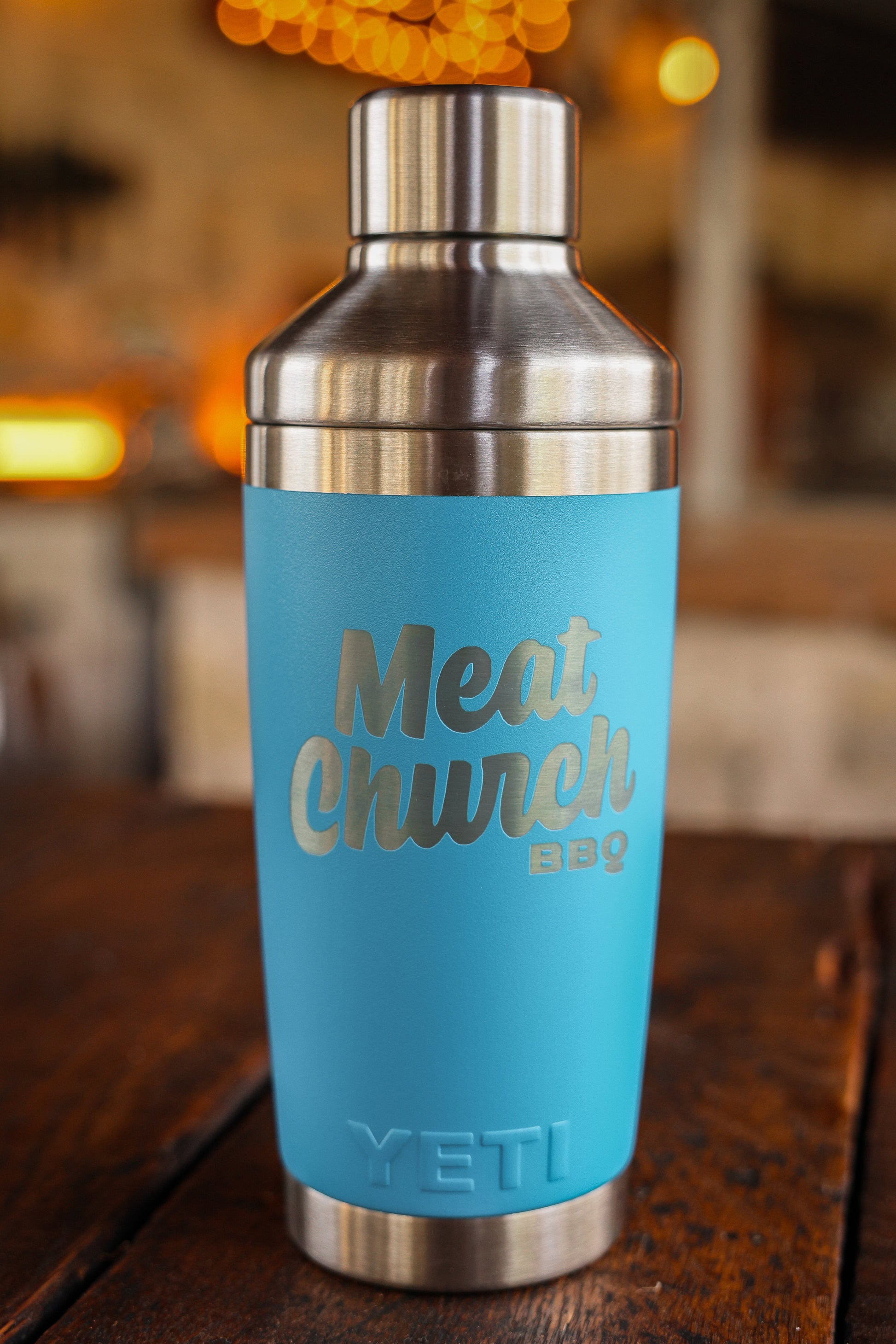 yeti-20-oz-cocktail-shaker-d4 222A9473_a70cb363-0ef2-497c-81fa-a85d28abe424.jpg